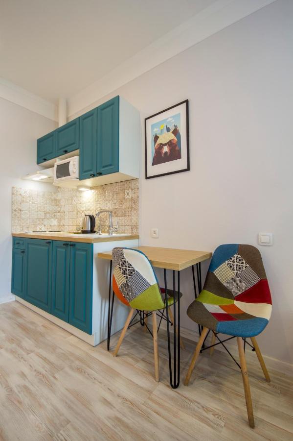 Design Apartments On Velyka Vasylkivska 42 Kiev Eksteriør bilde
