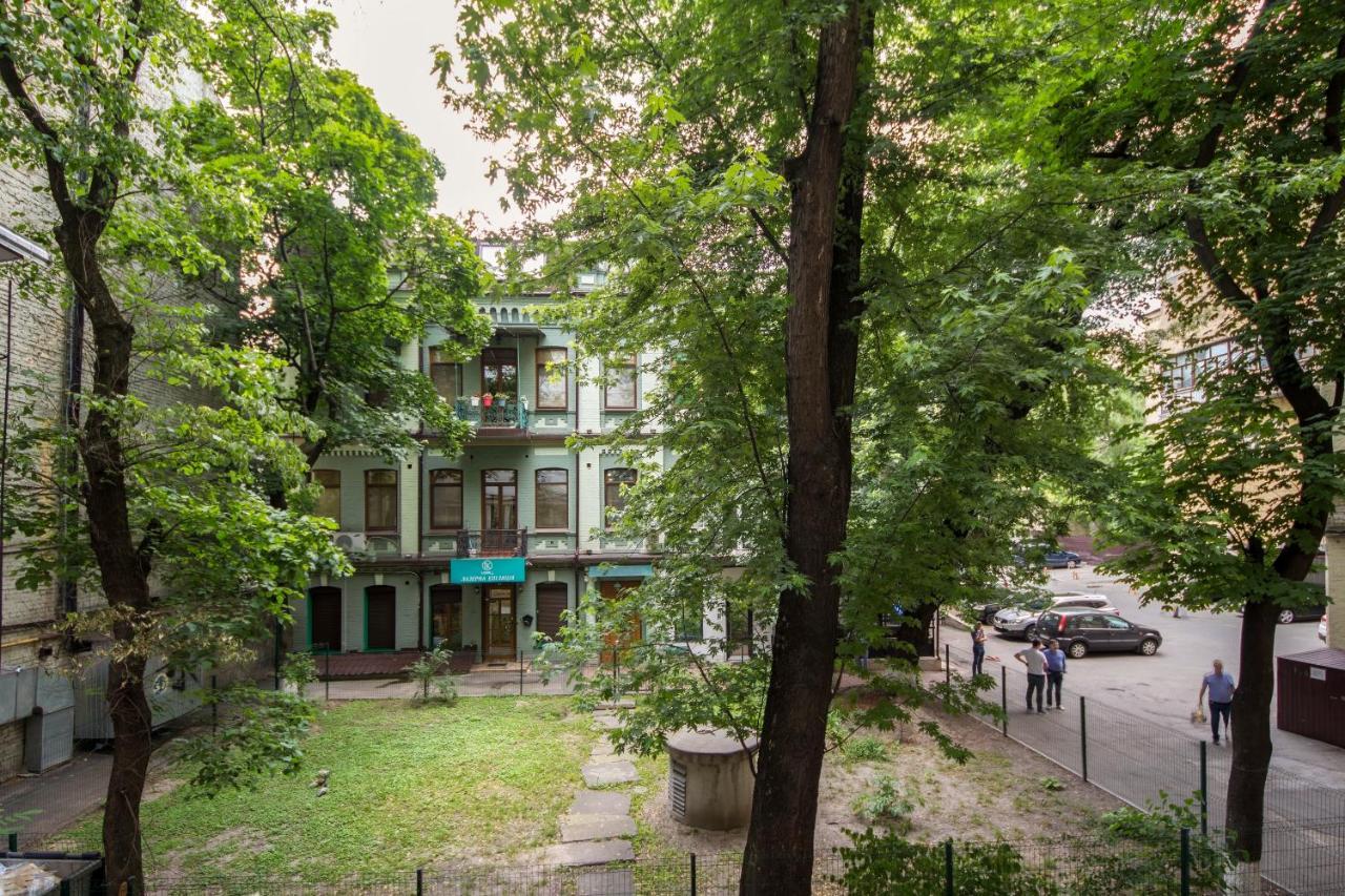 Design Apartments On Velyka Vasylkivska 42 Kiev Eksteriør bilde